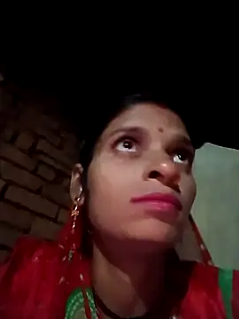 Snapshot of Punam_jindal chatting on 10-21-25, 01:12 Punam jindal online show from 10-21-25, 01:12