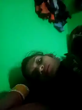 Snapshot of Punam_jindal chatting on 10-23-25, 04:06 Punam jindal online show from 10-23-25, 04:06