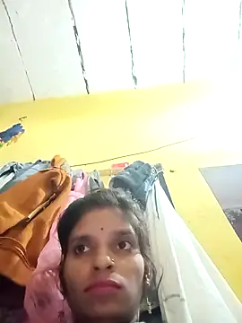 Snapshot of Punam_jindal chatting on 11-14-25, 04:00 Punam jindal online show from 11-14-25, 04:00