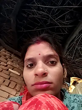 Snapshot of Punam_jindal chatting on 11-19-25, 02:55 Punam jindal online show from 11-19-25, 02:55