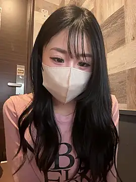 Ema-- online show from 10-04-25, 08:12