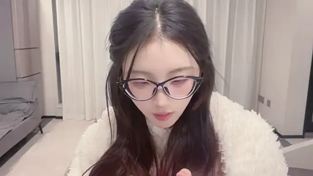 ZhaoZhao-ZM online show from 11-11-25, 01:55