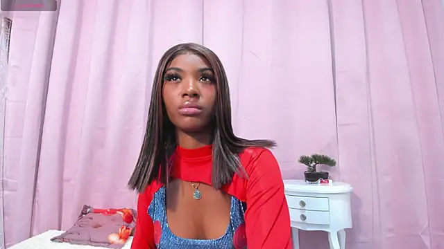 Snapshot of MarianRosse chatting on 05-07-26, 02:17 MarianRosse online show from 05-07-26, 02:17