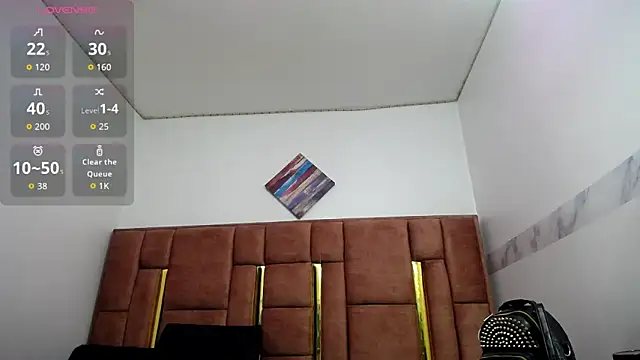 XBODTRIIPX online show from 02-12-26, 10:16