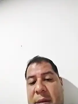 Snapshot of latinblack16 chatting on 11-28-25, 03:20 latinblack16 online show from 11-28-25, 03:20