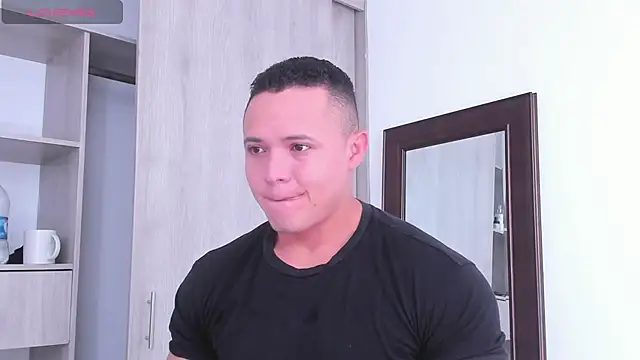 KingLevi01 online show from 09-29-25, 02:11