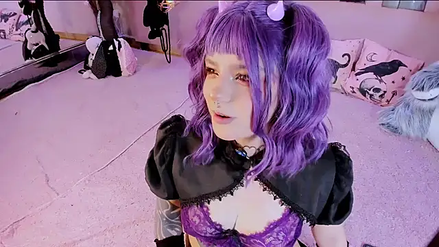 BizzyNoar online show from 03-07-26, 06:43