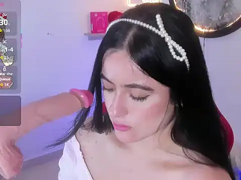 Snapshot of lana_grenville chatting on 09-23-25, 01:58 lana grenville online show from 09-23-25, 01:58