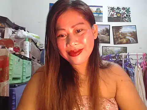 Snapshot of filipina_beauty chatting on 12-01-25, 07:52 filipina beauty online show from 12-01-25, 07:52