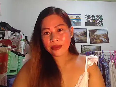 Snapshot of filipina_beauty chatting on 12-02-25, 06:47 filipina beauty online show from 12-02-25, 06:47