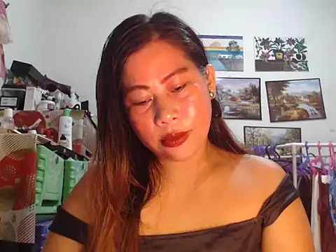 Snapshot of filipina_beauty chatting on 12-05-25, 06:37 filipina beauty online show from 12-05-25, 06:37