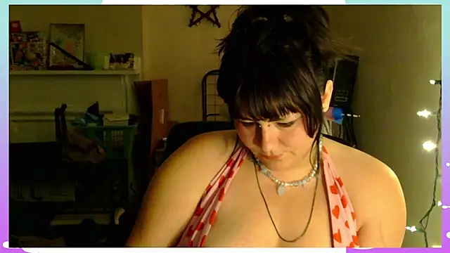 PeakoBunny online show from 11-09-25, 03:16