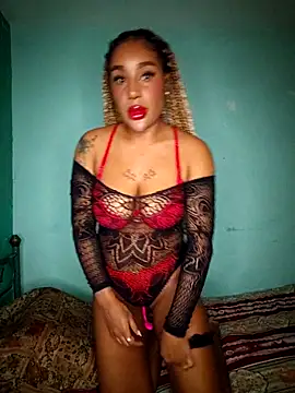 Queen Amara online show from 10-26-25, 02:39