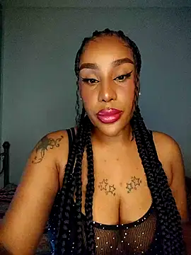 Queen Amara online show from 11-06-25, 03:18