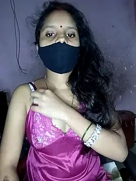 Snapshot of Komal-Rajput chatting on 11-20-25, 02:39 Komal-Rajput online show from 11-20-25, 02:39