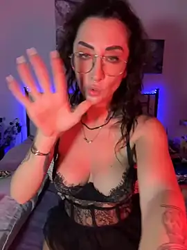 nikkaanderic online show from 04-16-26, 07:36