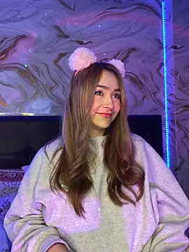 Valeryfox01  online show from 10-04-25, 04:32