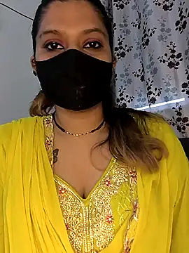 SpicykhalifaX online show from 05-05-26, 06:32