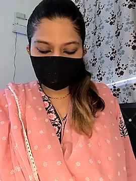 SpicykhalifaX online show from 05-07-26, 06:52