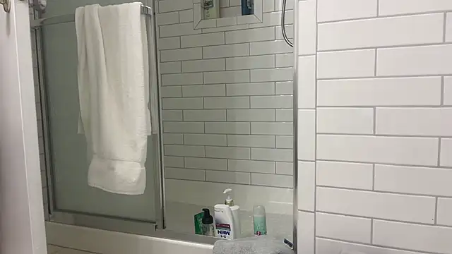 Snapshot of NurseStephania chatting on 11-29-25, 04:48 NurseStephania online show from 11-29-25, 04:48