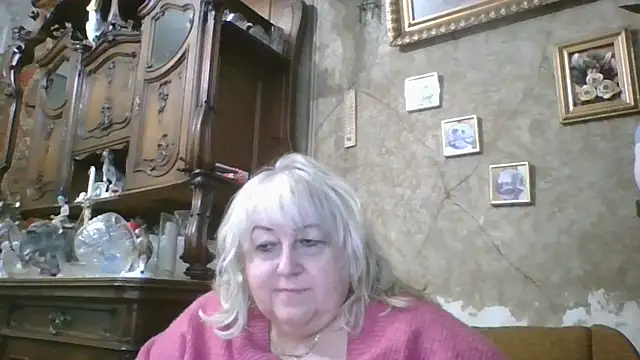 Snapshot of Lala-Love56 chatting on 04-23-26, 05:15 Lala-Love56 online show from 04-23-26, 05:15