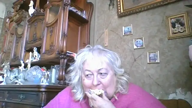 Snapshot of Lala-Love56 chatting on 04-26-26, 02:37 Lala-Love56 online show from 04-26-26, 02:37