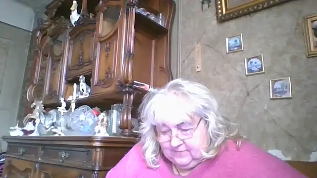 Snapshot of Lala-Love56 chatting on 05-08-26, 01:16 Lala-Love56 online show from 05-08-26, 01:16