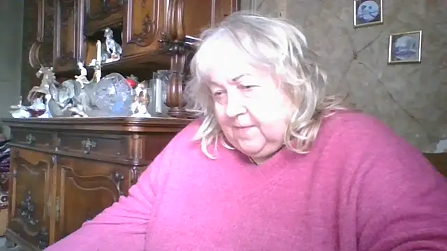 Snapshot of Lala-Love56 chatting on 05-09-26, 05:01 Lala-Love56 online show from 05-09-26, 05:01