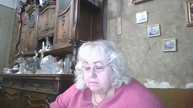 Snapshot of Lala-Love56 chatting on 05-09-26, 05:07 Lala-Love56 online show from 05-09-26, 05:07