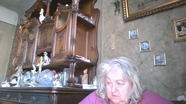 Snapshot of Lala-Love56 chatting on 05-14-26, 04:14 Lala-Love56 online show from 05-14-26, 04:14