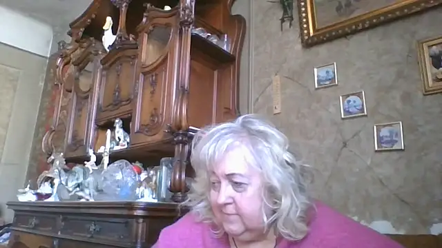 Snapshot of Lala-Love56 chatting on 05-20-26, 03:18 Lala-Love56 online show from 05-20-26, 03:18