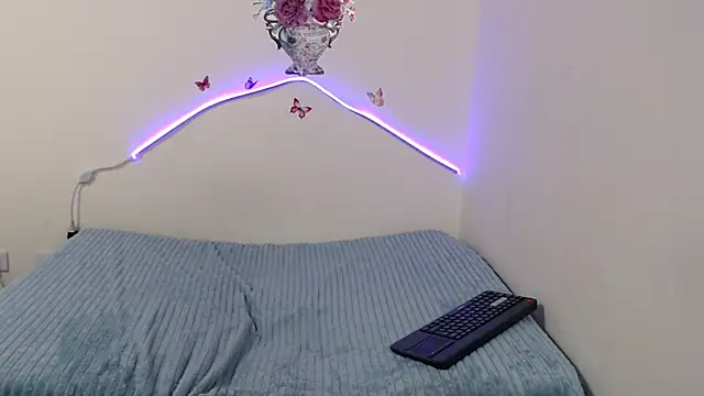 Valeryxs online show from 10-11-25, 07:34