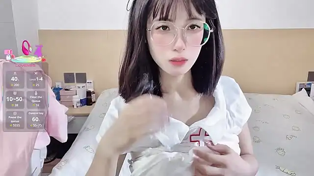 Snapshot of yuanbao_a chatting on 09-27-25, 12:32 yuanbao a online show from 09-27-25, 12:32