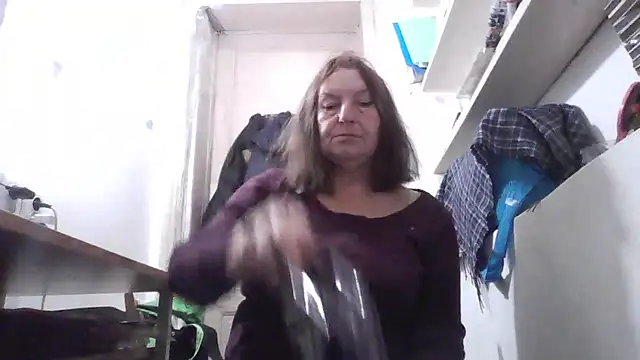 Snapshot of AnnaLive570 chatting on 01-15-26, 05:34 AnnaLive570 online show from 01-15-26, 05:34