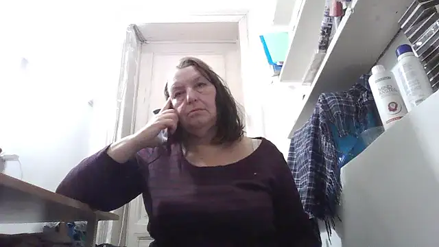 Snapshot of AnnaLive570 chatting on 01-18-26, 05:55 AnnaLive570 online show from 01-18-26, 05:55