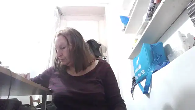 Snapshot of AnnaLive570 chatting on 02-20-26, 10:49 AnnaLive570 online show from 02-20-26, 10:49