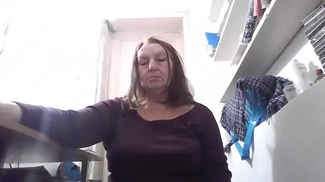 Snapshot of AnnaLive570 chatting on 02-21-26, 08:26 AnnaLive570 online show from 02-21-26, 08:26