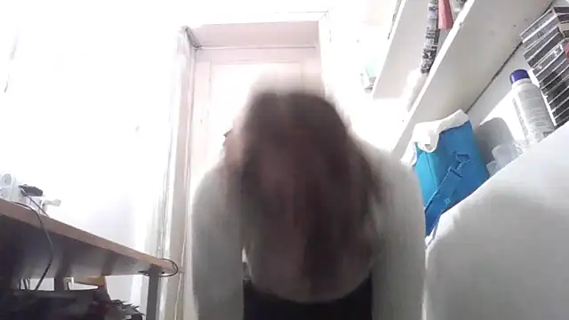 Snapshot of AnnaLive570 chatting on 03-17-26, 05:22 AnnaLive570 online show from 03-17-26, 05:22