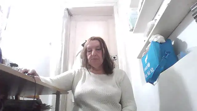 Snapshot of AnnaLive570 chatting on 03-19-26, 01:48 AnnaLive570 online show from 03-19-26, 01:48