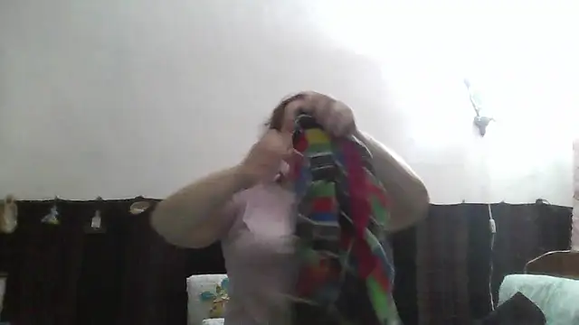 Snapshot of AnnaLive570 chatting on 03-30-26, 03:29 AnnaLive570 online show from 03-30-26, 03:29