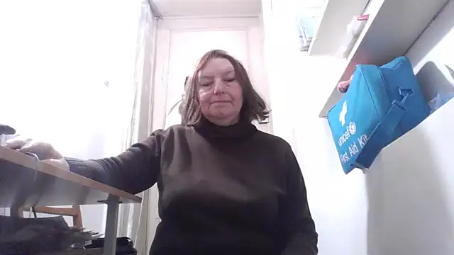 Snapshot of AnnaLive570 chatting on 04-08-26, 04:23 AnnaLive570 online show from 04-08-26, 04:23