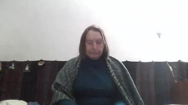 Snapshot of AnnaLive570 chatting on 04-10-26, 01:33 AnnaLive570 online show from 04-10-26, 01:33