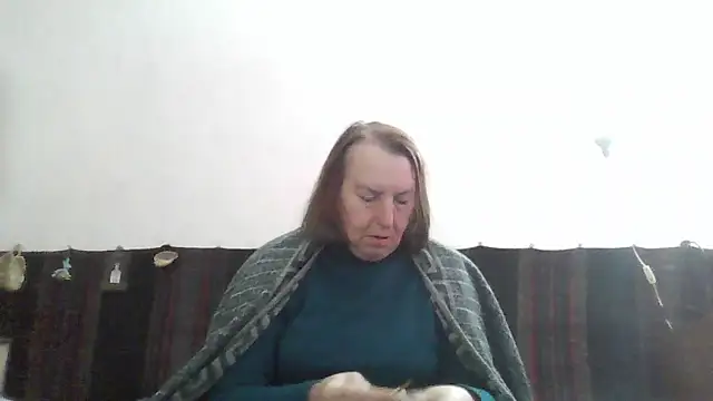 Snapshot of AnnaLive570 chatting on 04-11-26, 04:17 AnnaLive570 online show from 04-11-26, 04:17