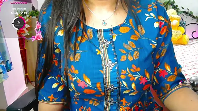 WildDimpi 0 online show from 10-11-25, 04:16