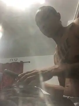 elpeluchenegroxxx3 online show from 04-07-26, 01:50