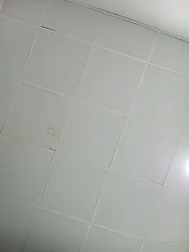 Snapshot of Andr3s69xxx chatting on 02-15-26, 07:54 Andr3s69xxx online show from 02-15-26, 07:54