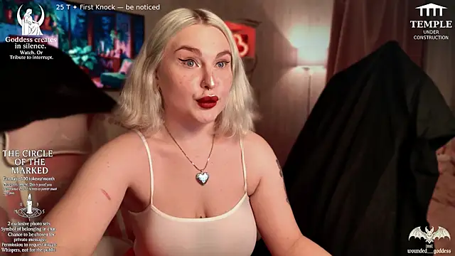 Snapshot of Wounded_Goddess_ chatting on 11-14-25, 04:06 Wounded Goddess online show from 11-14-25, 04:06