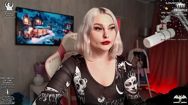 Snapshot of Wounded_Goddess_ chatting on 11-19-25, 06:35 Wounded Goddess online show from 11-19-25, 06:35