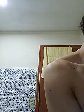 Snapshot of Johan_Dangel chatting on 05-20-26, 02:07 Johan Dangel online show from 05-20-26, 02:07