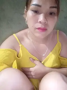 Snapshot of keobong-00 chatting on 09-15-25, 03:34 keobong-00 online show from 09-15-25, 03:34